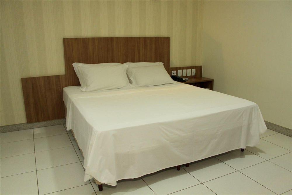 Premium Executive Hotel Itabira Bagian luar foto