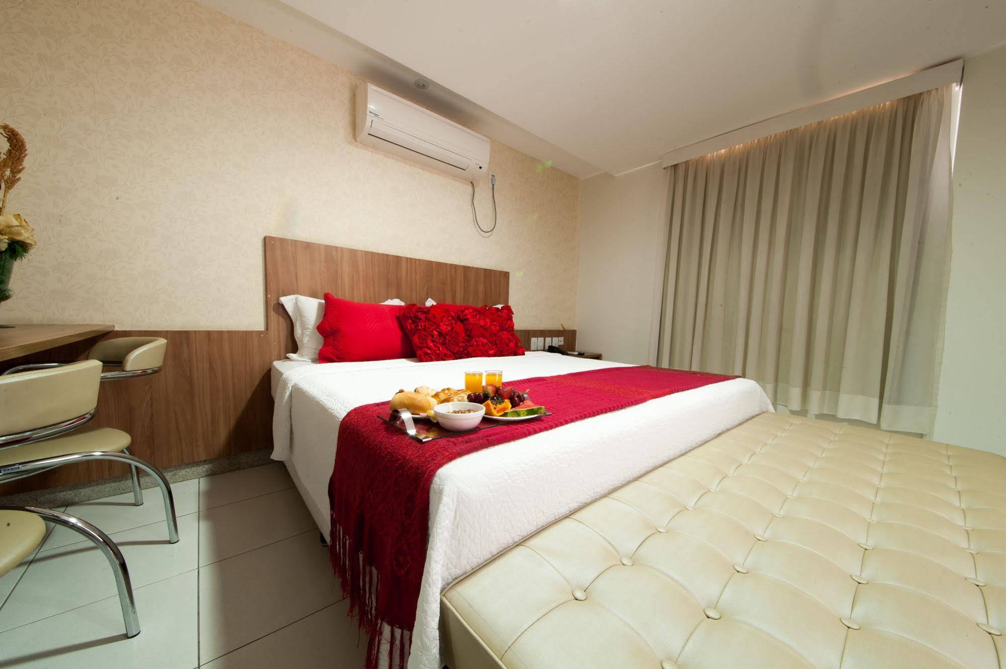 Premium Executive Hotel Itabira Bagian luar foto