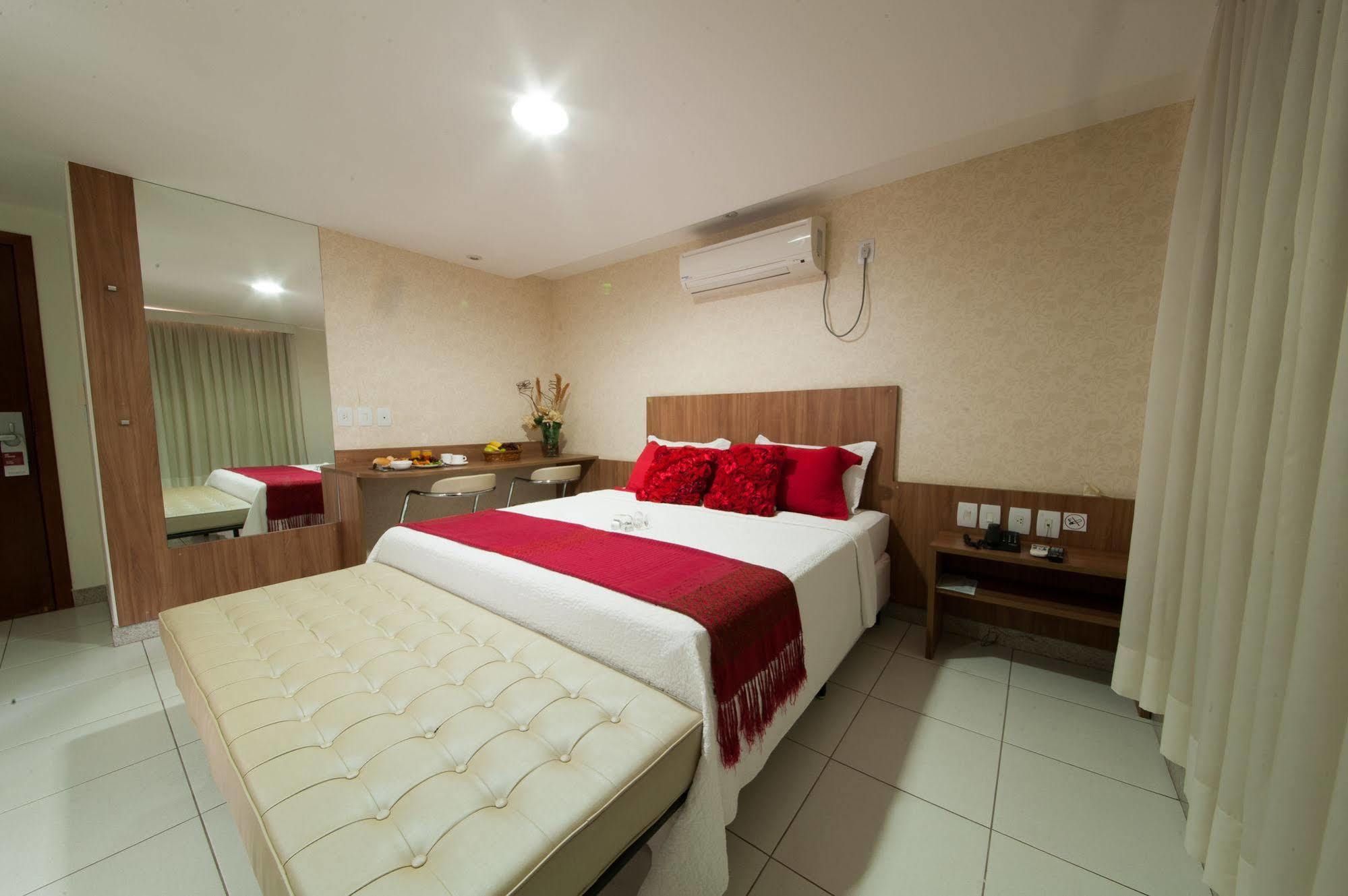 Premium Executive Hotel Itabira Bagian luar foto